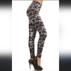 "Stormy Day in Paradise" Leggings